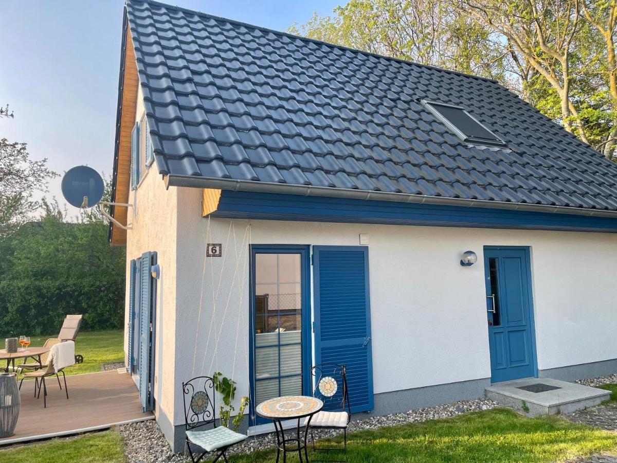 Ferienhaus Biedermann Wiek auf Rügen エクステリア 写真